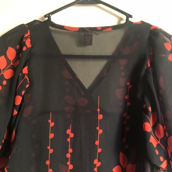 Coco and Chase Sheer Red and Black Blouse - Picture 10 of 10